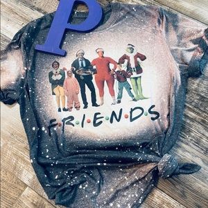 FRIENDS Christmas Tee